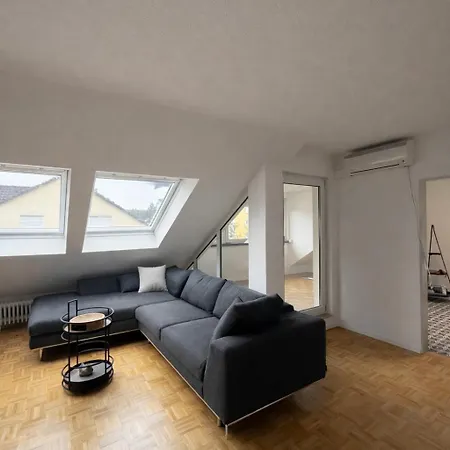 Lägenhet Modernes Dachgeschossapartment In Zentrum *