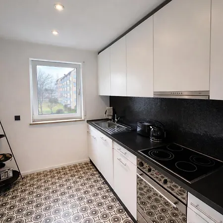 Lägenhet Modernes Dachgeschossapartment In Zentrum *